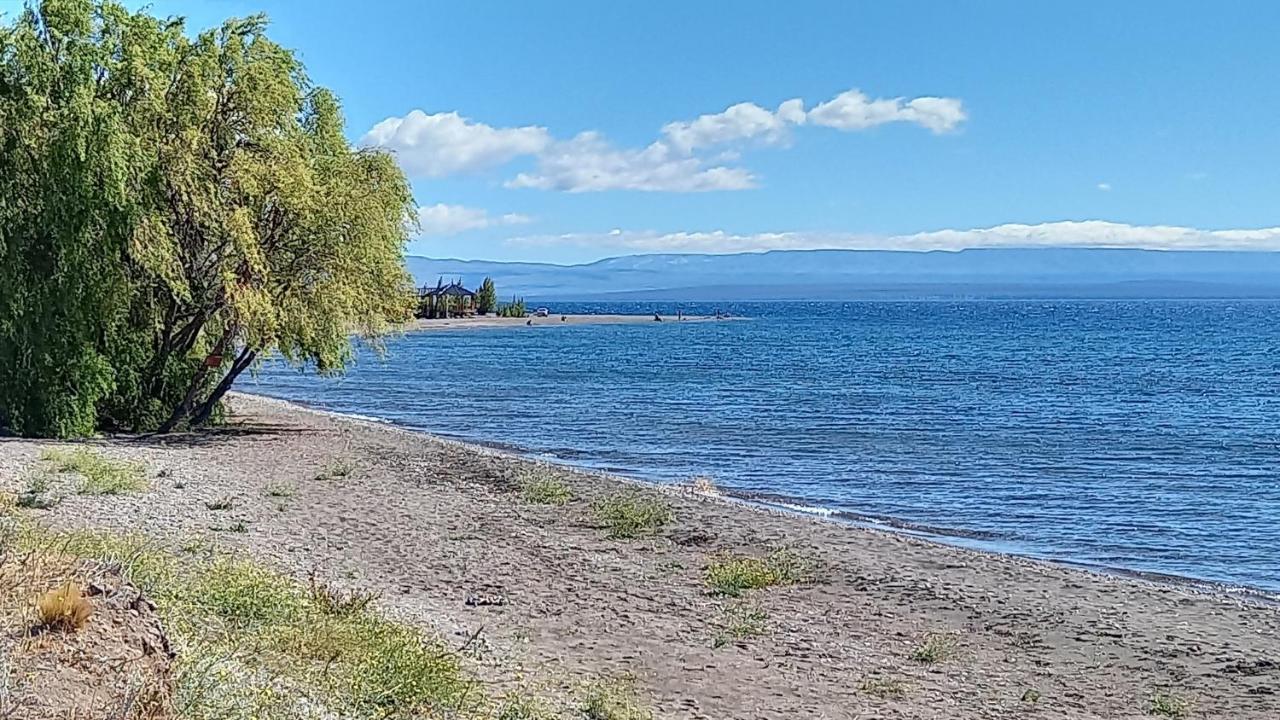 Casa Costanera Lago Buenos Aires, Los Antiguos Εξωτερικό φωτογραφία